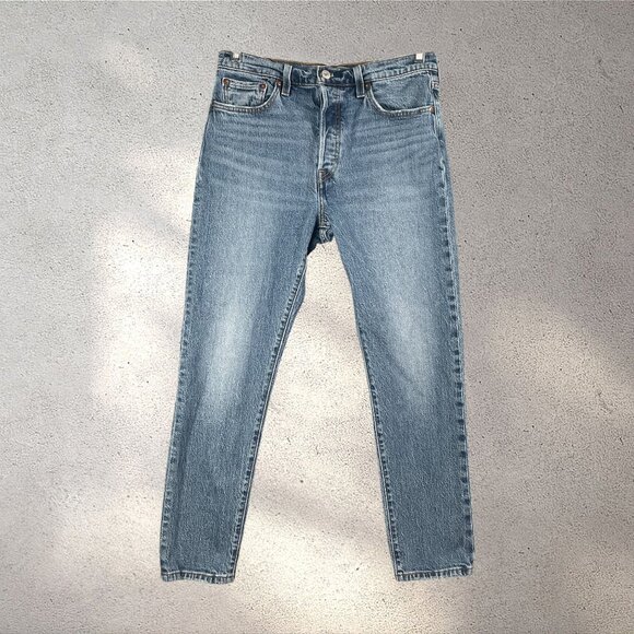 Levi’s 501 Jeans Men’s 29x28 Light Wash Straight Fit Casual Denim Workwear - Picture 1 of 8